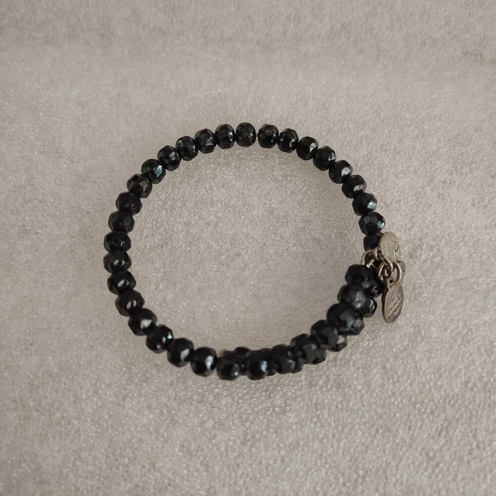 Alex and Ani Vintage Black Dress Beaded Bracelet Bangle 162